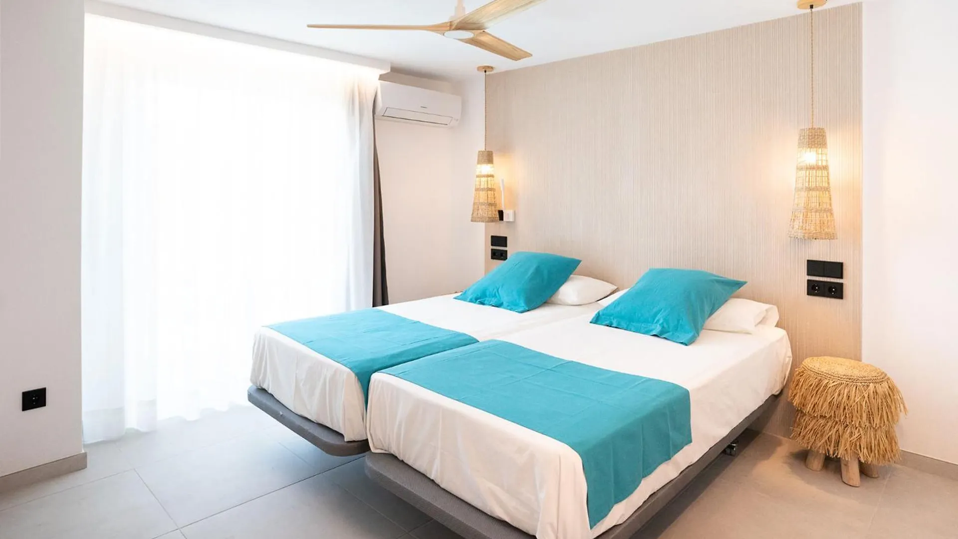 Residencial Bogamari Villa San Antonio  Spanien