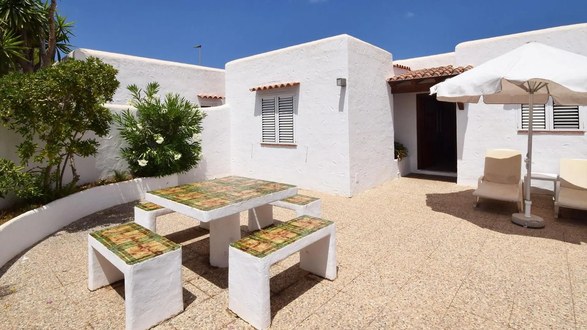 Villa Residencial Bogamarí San Antonio Abad 0*,